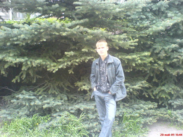 Анатолий Макаров