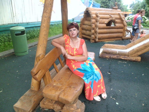 Люда Сальникова