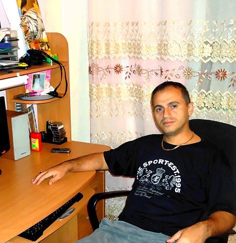 Улькер Гюльбеков