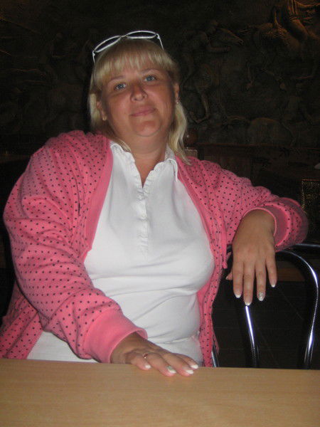 Лена Макарь