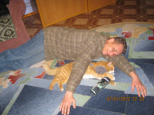 Денис Николаев