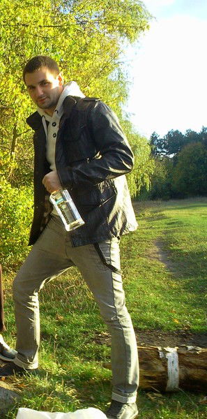 Муркет. Нервный.