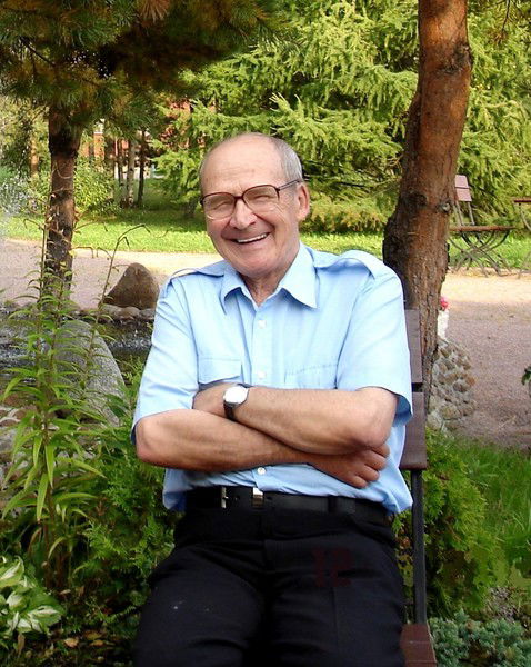 Виктор Васильев