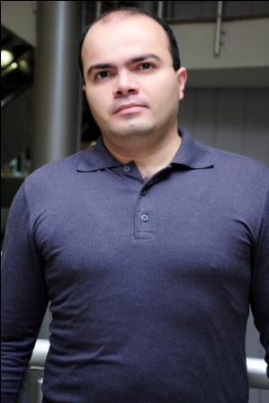 Аркадий Петросян