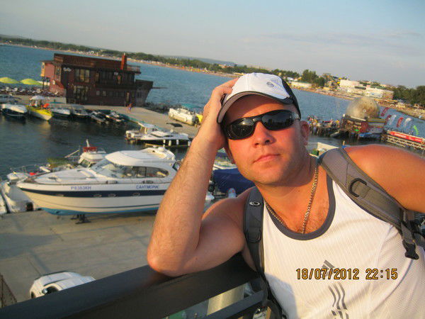 Евгений Чернов