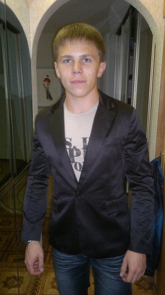 Антон Камозин