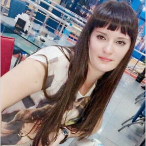 Александра Миракова