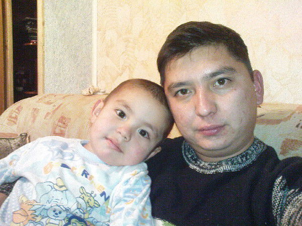 Амир Усманов