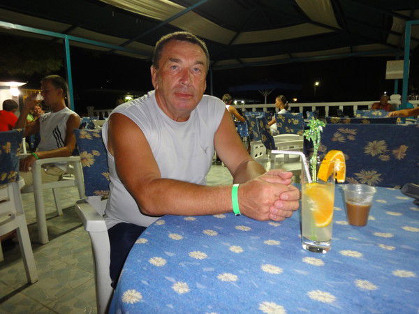 Александр Шиганов