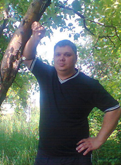 Александр Исар