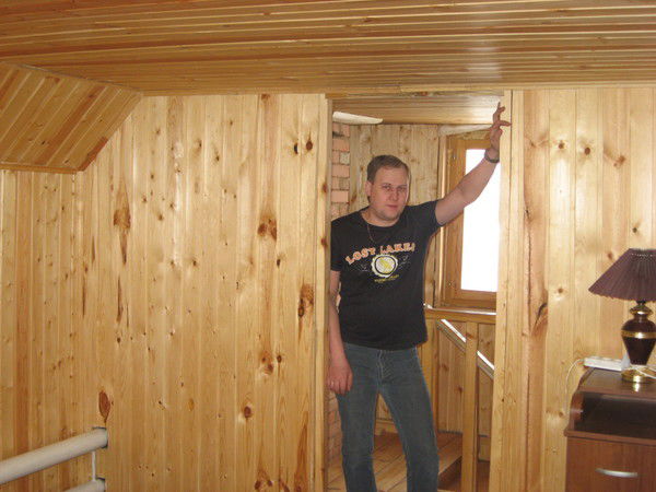 Алексей Ахлестин