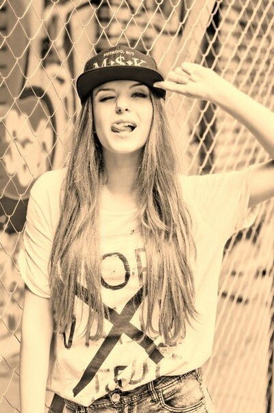 Оленька Чеботарева