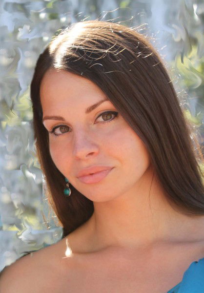 Люба Асеева