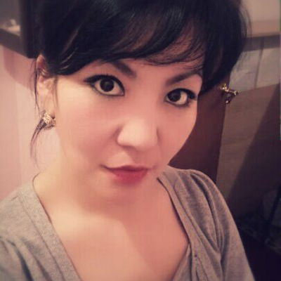 Айна Абеуова