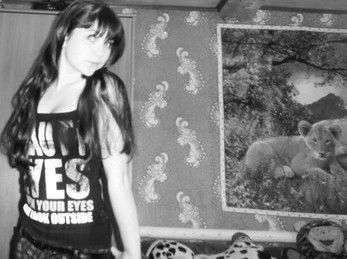 Катя Комарова