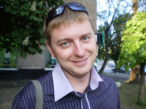 Константин Назаренко