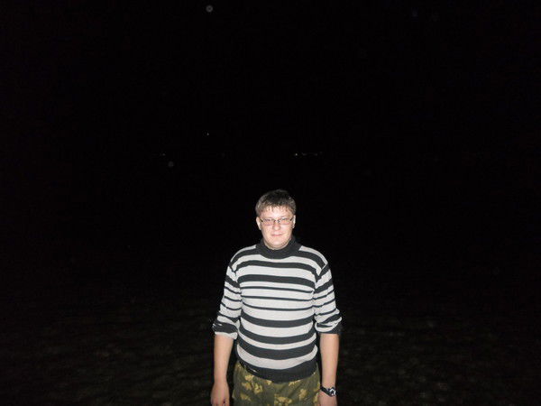 Артем Попов