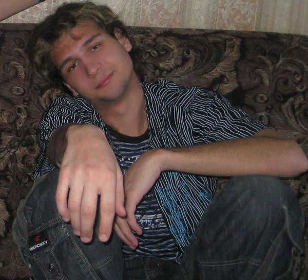 Паша Колмыков