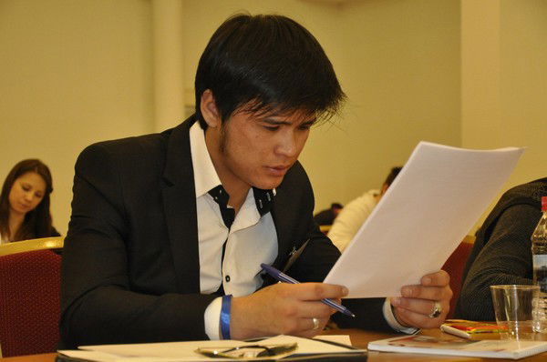 **^простой Мальчик^***