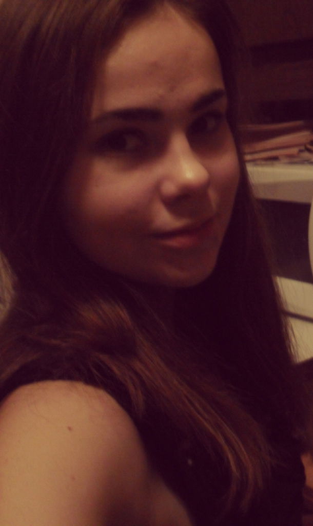 Олеся Серова