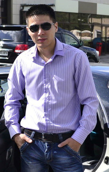 Рустам Максутов