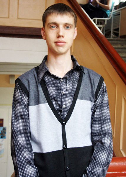 Андрей Стогов