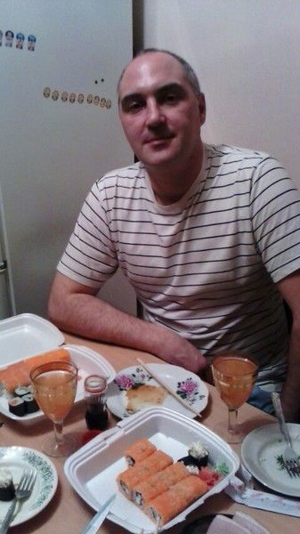 Евгений Хлызов