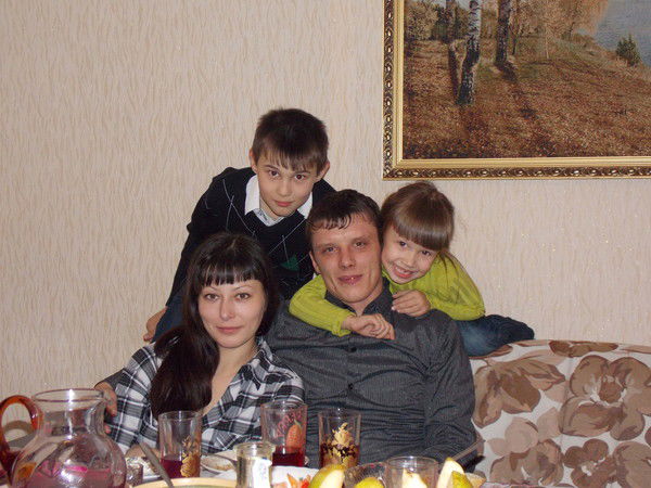 Антон Сердюков