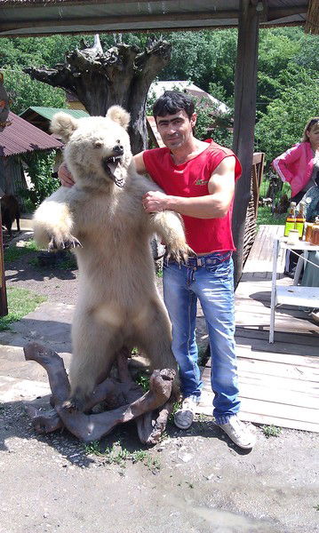 Лева Микоян