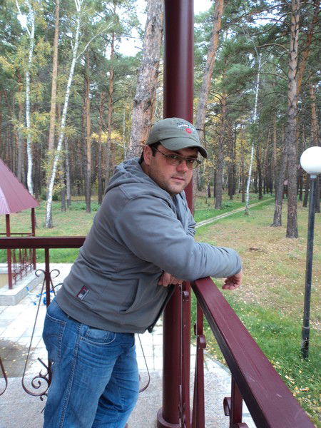 Антон Савельев