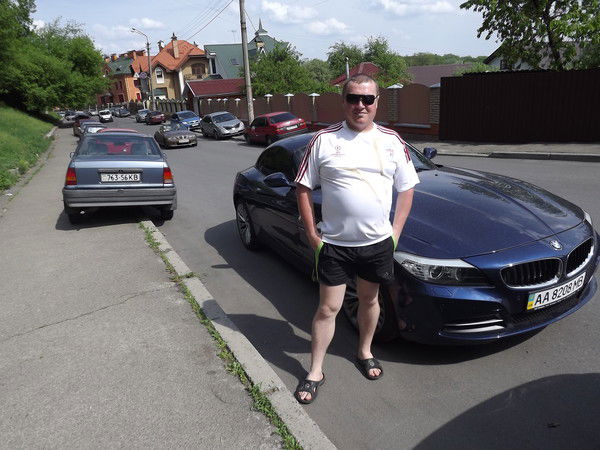 Александр Дерега