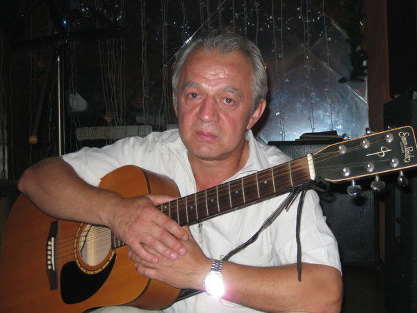 Александр Земляков