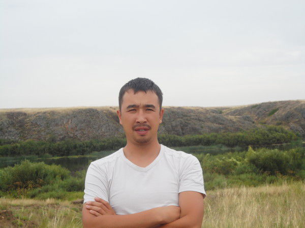 Азамат Молдахметов