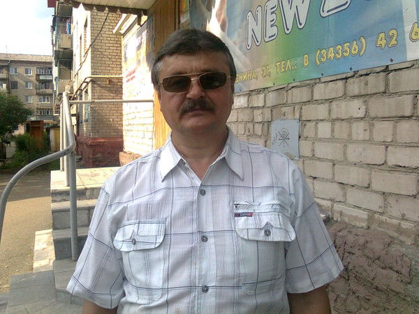 Александр Попов