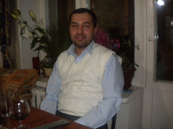 Шарапов Фархад