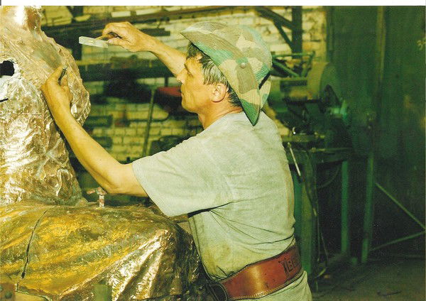 Максим Петров