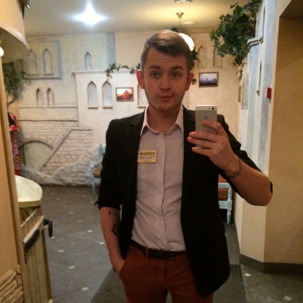 Александр Грибанов