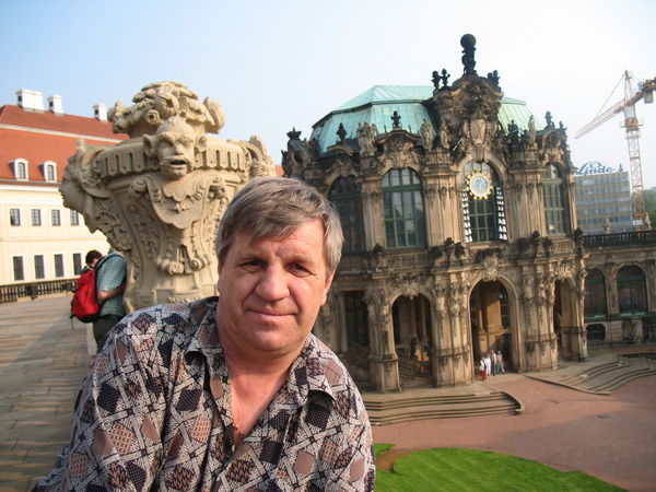 Михаил Абозин