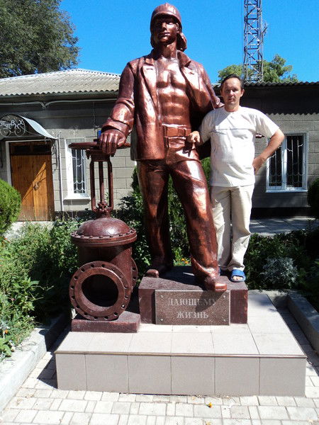 Владимир Попов