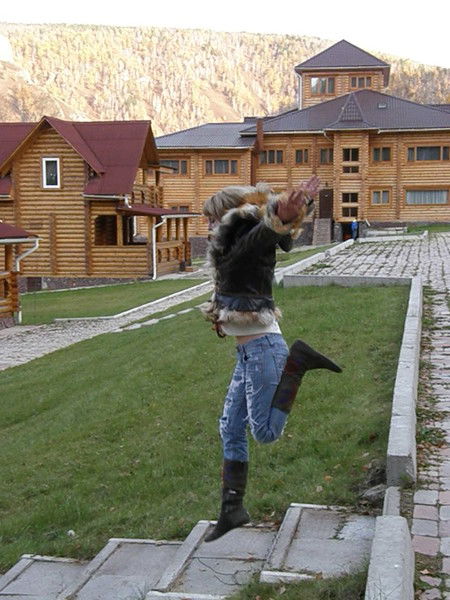 Светик Леви