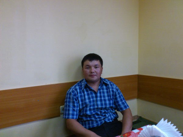 Акыл Сахибов