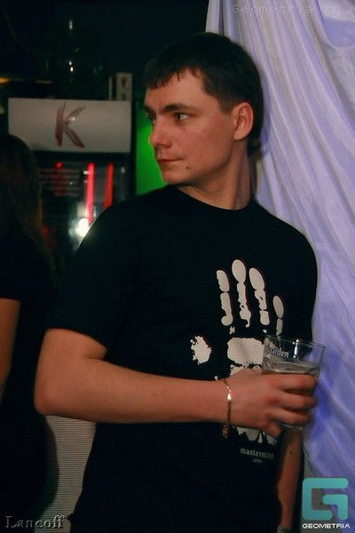 Дмитрий Макаренков