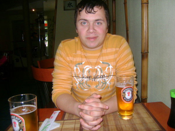 Владимир Попов