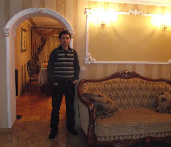 Азат(Рудик) Микаелян