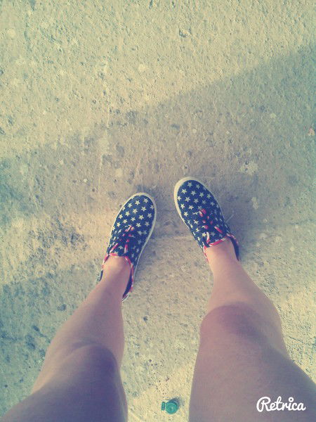 Брюнеточка В Зефире)