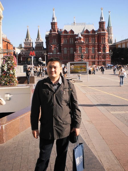 Женишбек Кадыршаев