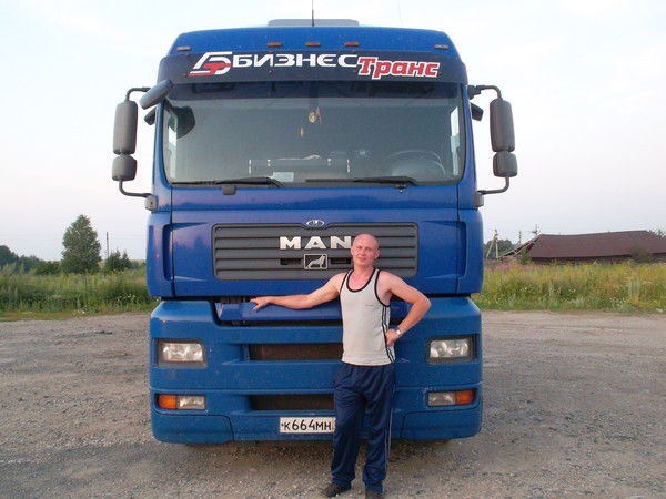 Алексей Серебренников