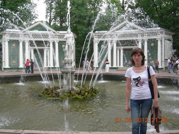 Елена Изотова