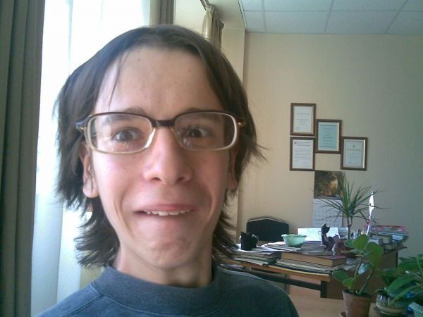 Толя Просфирин