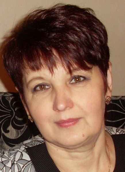 Лариса Сличная